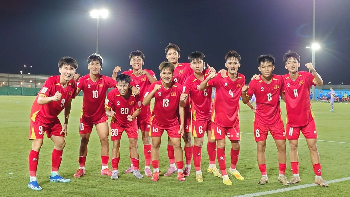 U17 Việt Nam bất ngờ có bàn mở tỉ số (Ảnh: VFF)