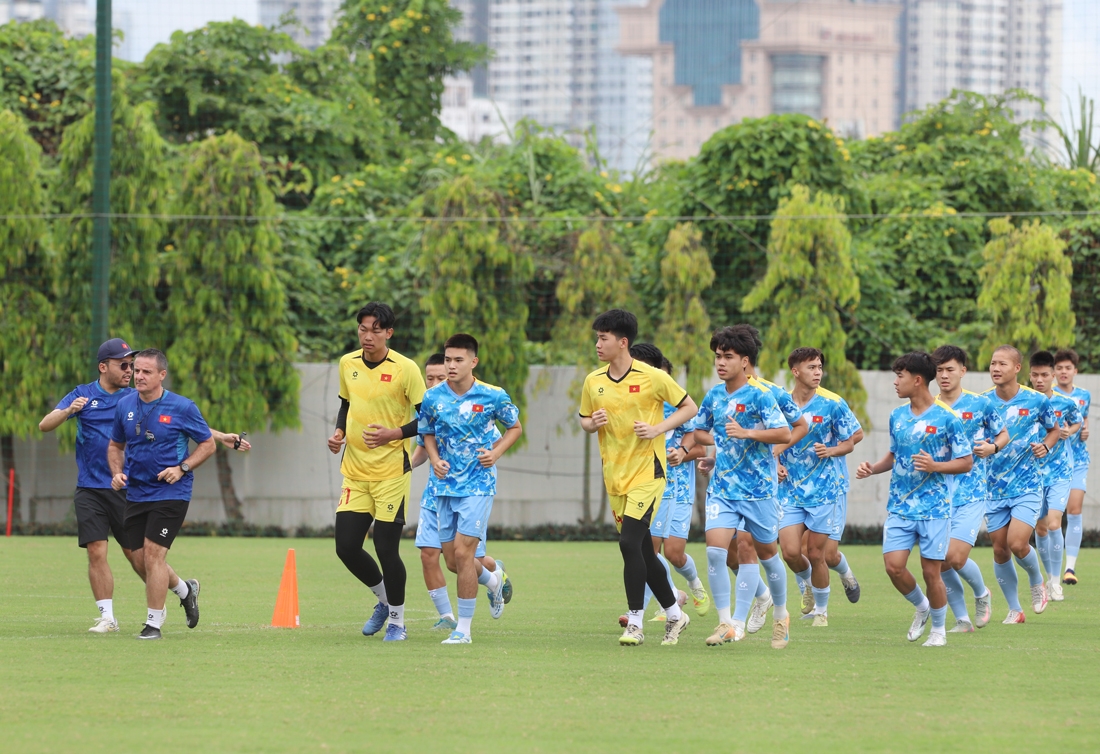 U19 Việt Nam tập luyện tại Hà Nội. (Ảnh: VFF). 