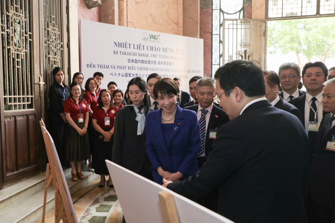 Thủ tướng Nhật Bản Takaichi Sanae thăm Đại học Quốc gia Hà Nội