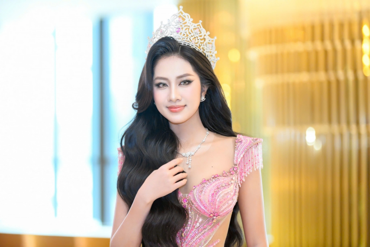 Điều này khiến nhiệm kỳ của đương kim hoa hậu được rút gọn để phù hợp với mốc thời gian mới của cuộc thi.