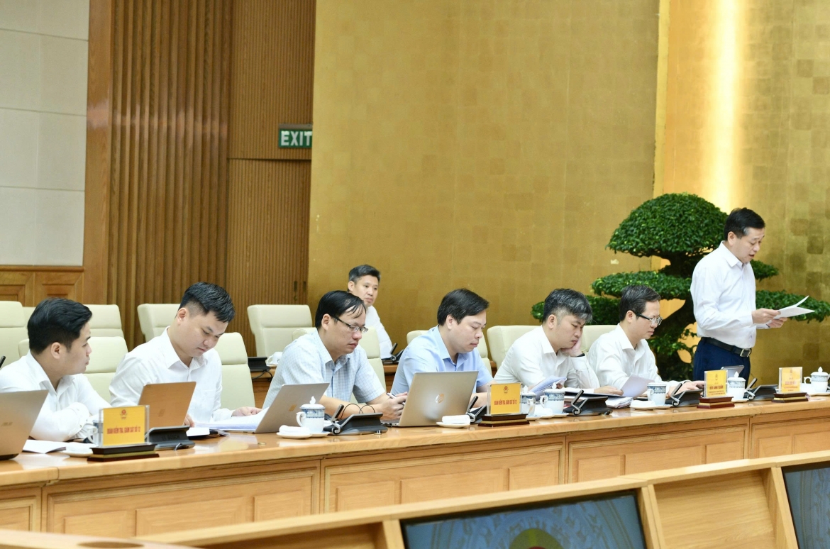 Các đại biểu tại buổi làm việc.