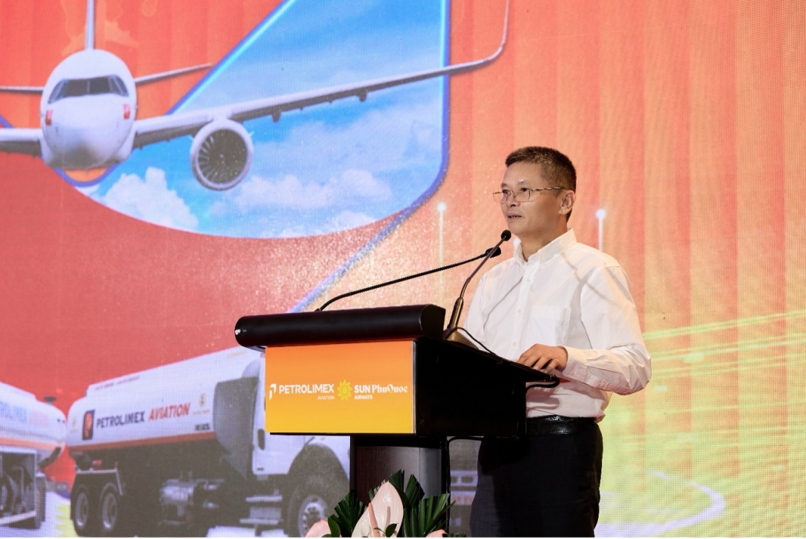 Ông Phạm Huy Thông – Chủ tịch HĐQT Petrolimex Aviation phát biểu bế mạc tại hội thảo