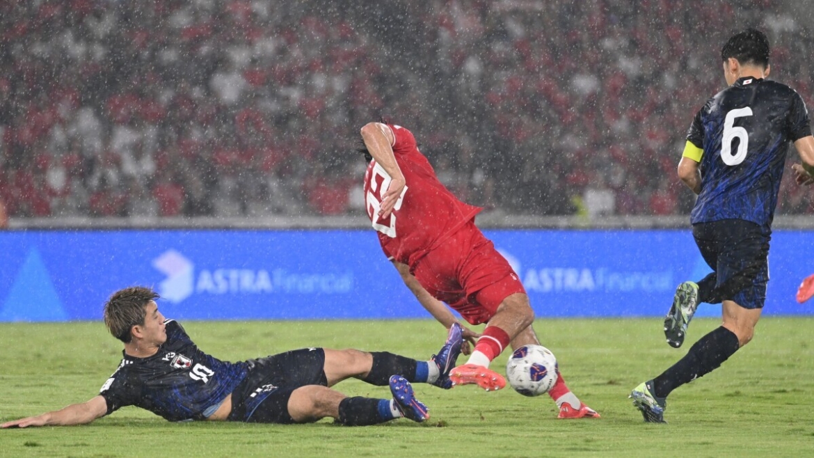 Tiền vệ Ritsu Dōan (số 10 - Eintracht Frankfurt). 