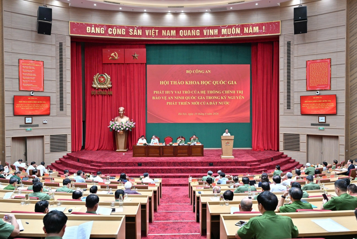 Quang cảnh hội thảo