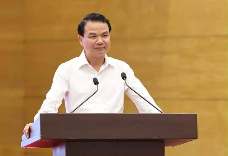 
Bộ trưởng, Chủ nhiệm Văn phòng Chính phủ Đặng Xuân Phong, Người phát ngôn của Chính phủ, chủ trì họp báo thường kỳ tháng 5/2026 - Ảnh: VGP/QP