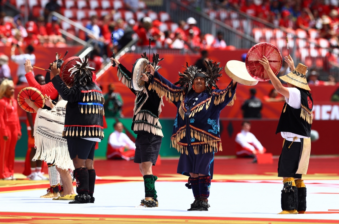 Lễ khai mạc World Cup 2026 tại Canada mang đậm màu sắc văn hóa Bắc Mỹ. (Ảnh: Reuters)