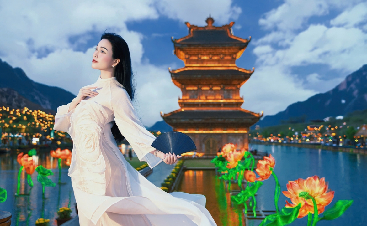 Sao Mai Huyền Trang