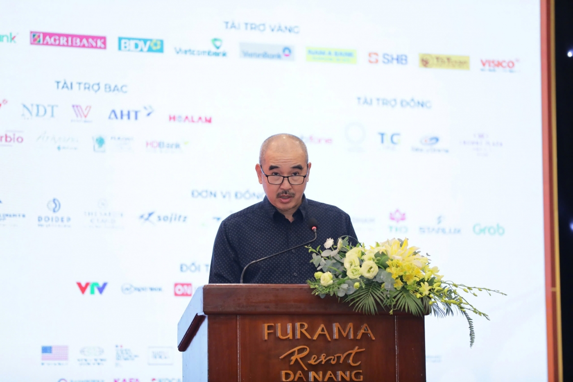 Đạo diễn Bùi Thạc Chuyên