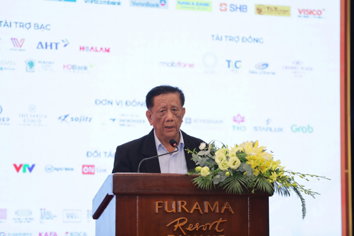 Đạo diễn Lê Đức Tiến