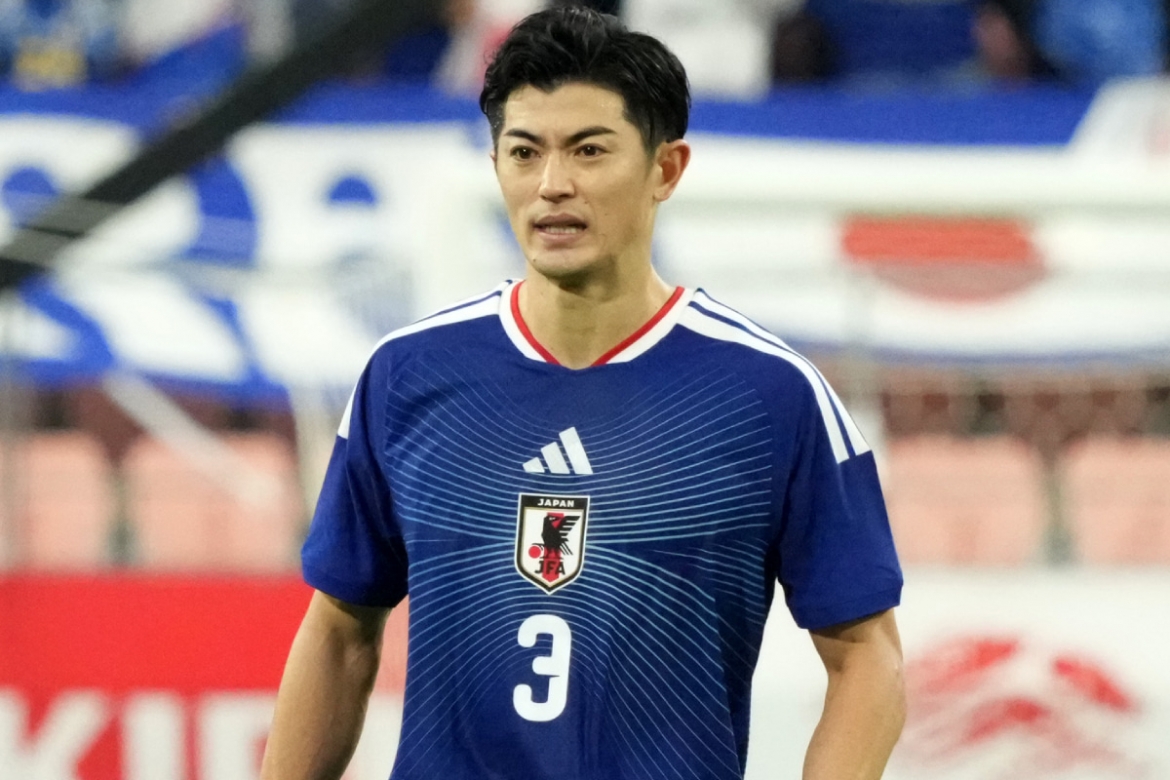 Hậu vệ Shōgo Taniguchi (số 3 - Sint Truiden).