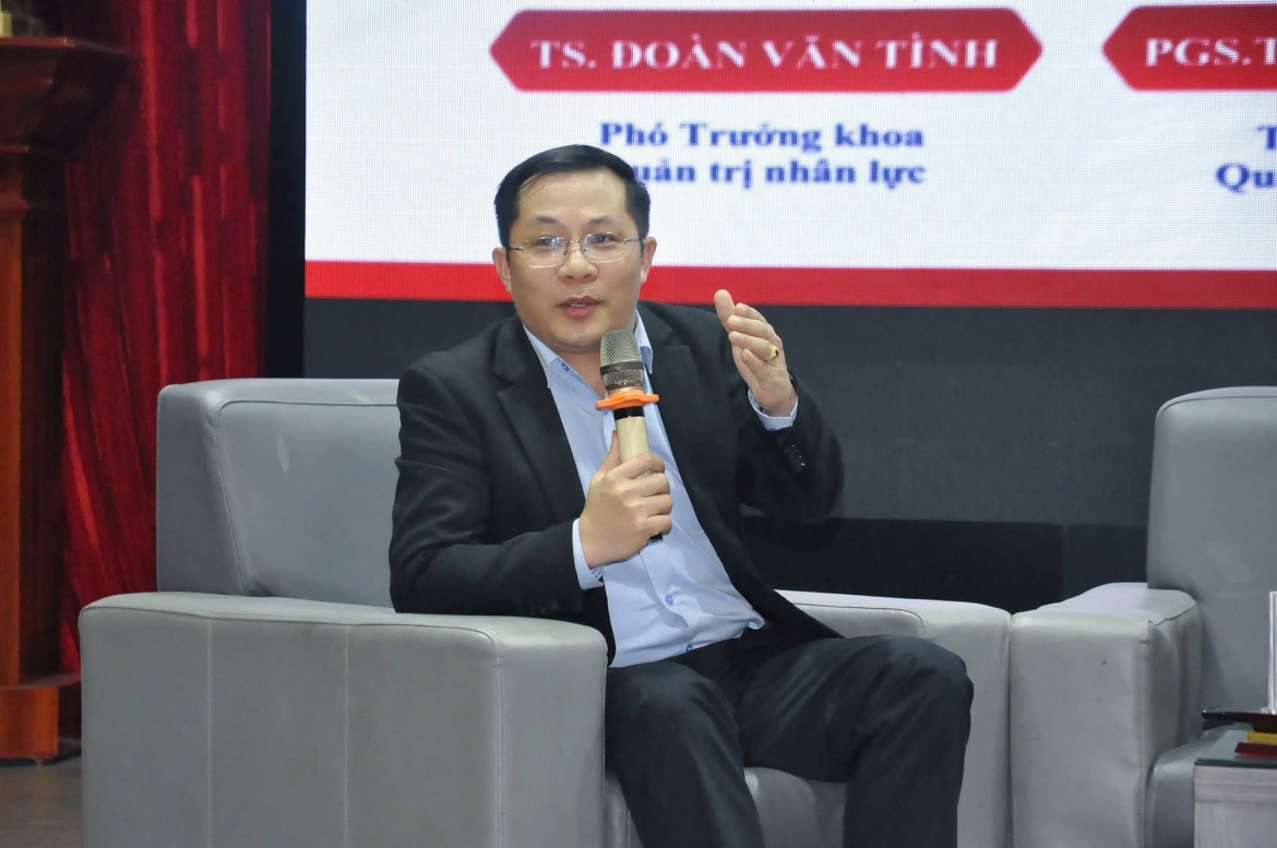 TS Đoàn Văn Tình, Phó Trưởng khoa Quản trị nhân lực, Học viện Hành chính và Quản trị công