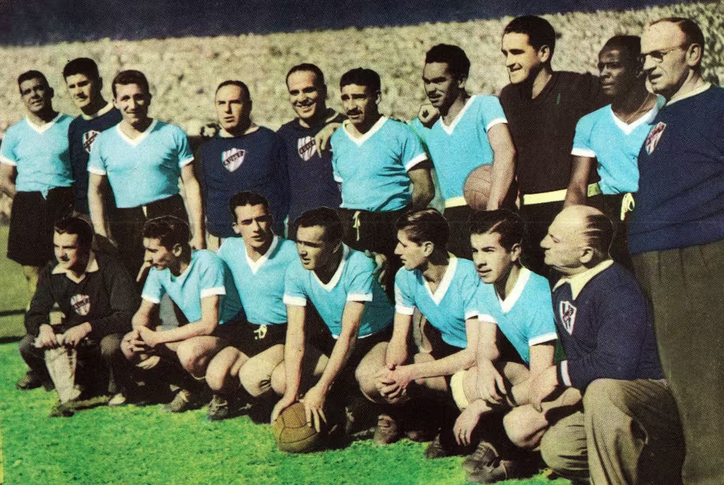 6. Uruguay: Vô địch 2 lần (1930, 1950) | 14 lần tham dự | 4 lần vào bán kết | 1 lần vào chung kết. (Ảnh: FIFA).
