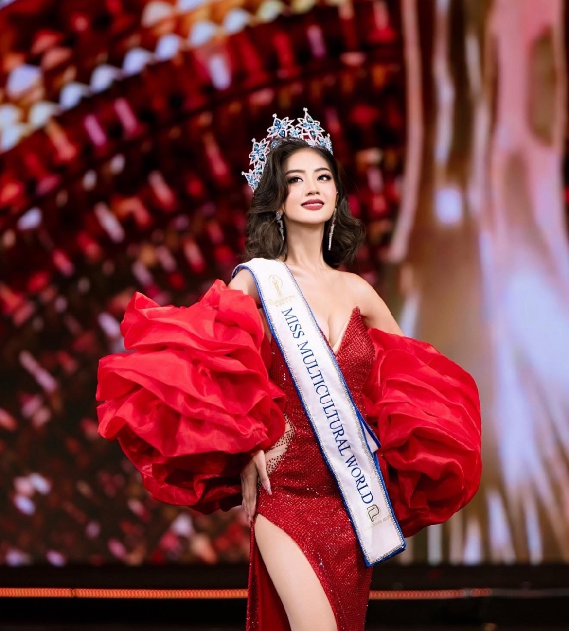 Soe Myintzu Lwin là chủ nhân vương miện Miss Multicultural World 2026