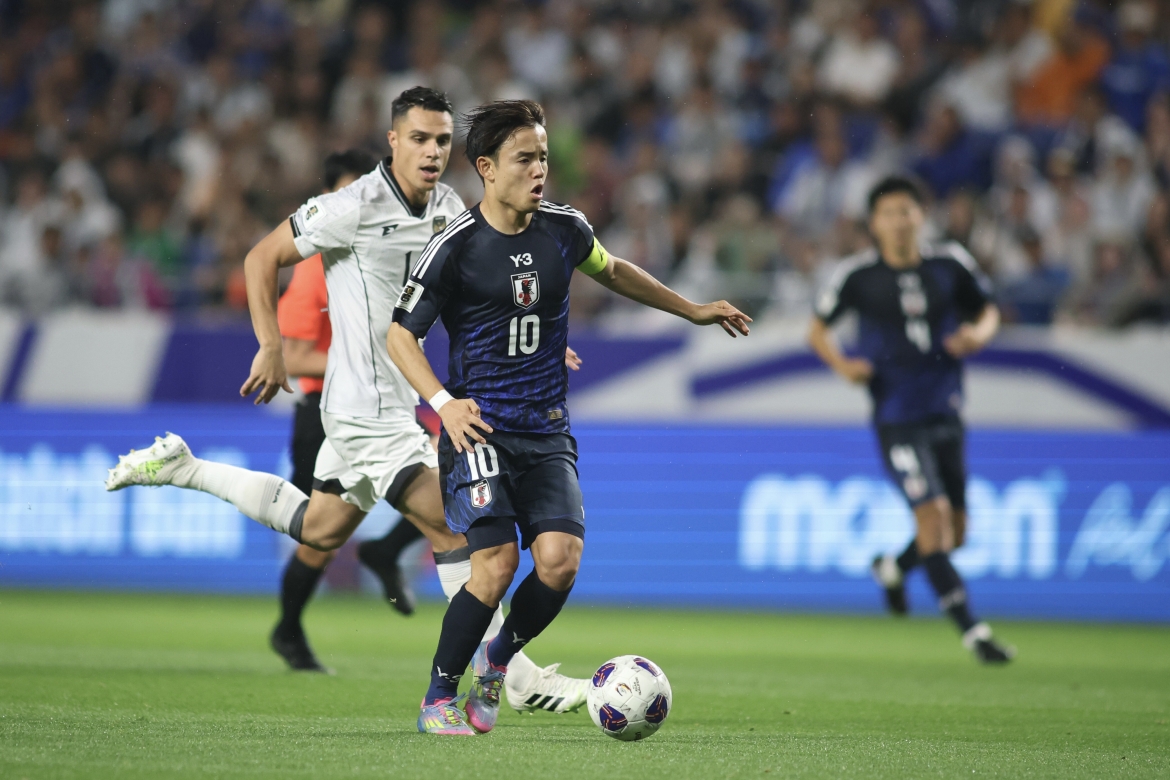 Tiền vệ Takefusa Kubo (số 8 - Real Sociedad). 