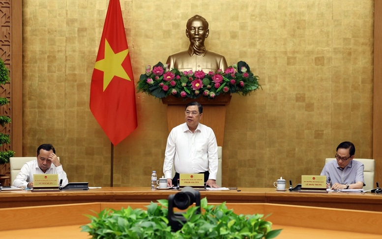 Phó Thủ tướng Thường trực Phạm Gia Túc, Chủ tịch Ủy ban quốc gia APEC 2027 chủ trì cuộc họp lần thứ ba của Ủy ban - Ảnh: VGP/Phương Nguyên