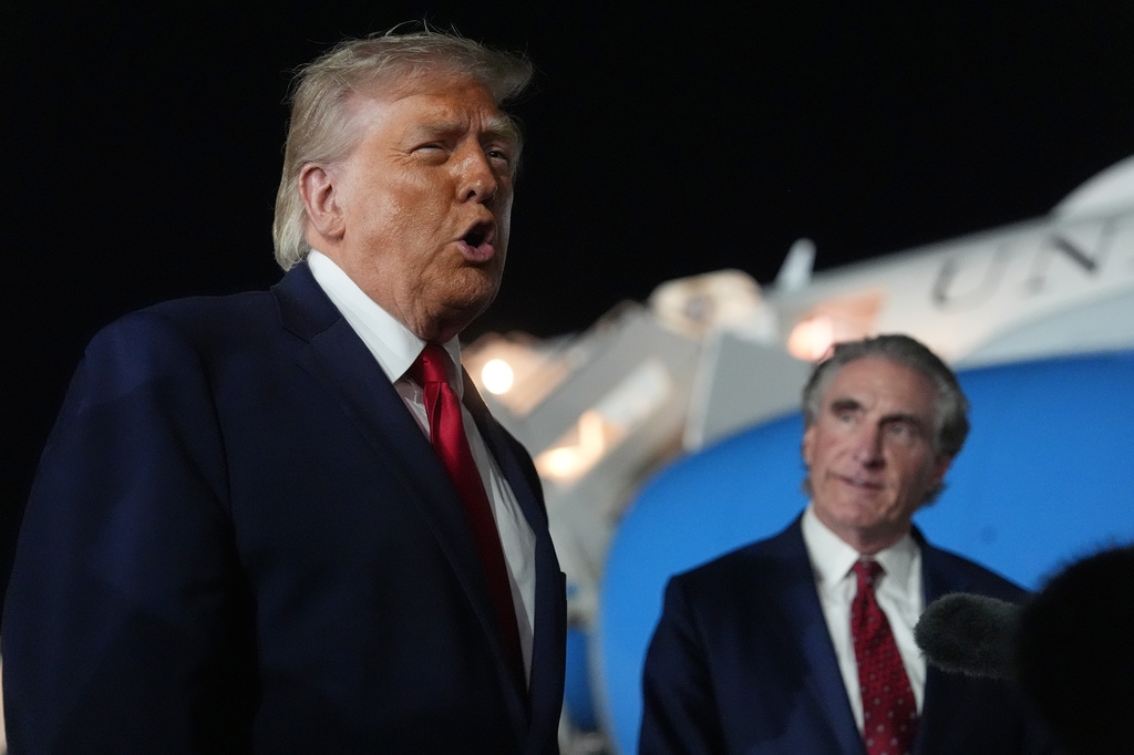 Tổng thống Mỹ Donald Trump khẳng định thỏa thuận với Iran sẽ được ký trong những ngày tới (Ảnh: AP)