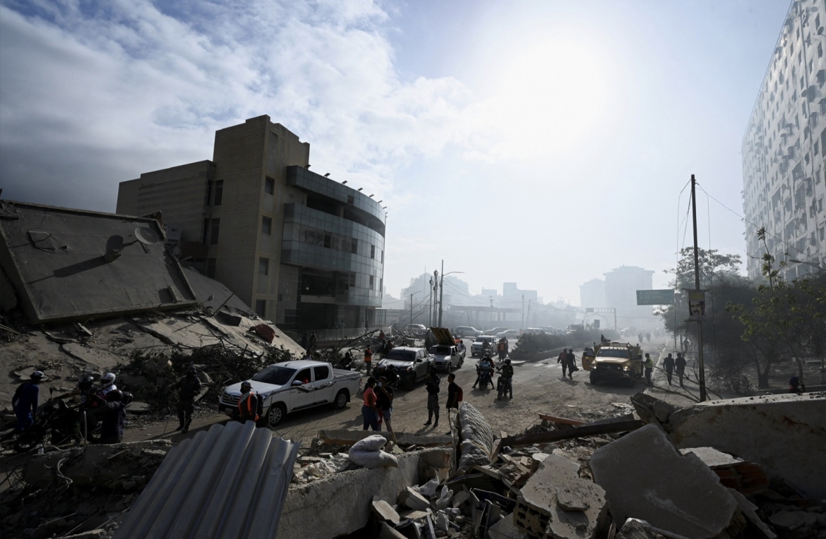 Cảnh tượng sau động đất ở Venezuela. Ảnh: Reuters