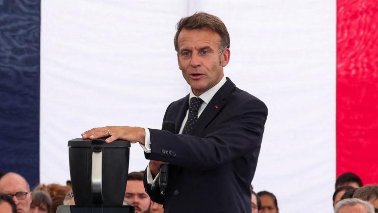 Tổng thống Macron nhấn mạnh Pháp đang sở hữu nhiều lợi thế cạnh tranh trong cuộc đua công nghệ toàn cầu, đặc biệt là nguồn điện hạt nhân ổn định, mức phát thải carbon thấp, hệ thống hạ tầng phát triển và lực lượng lao động có trình độ cao. Ảnh: Reuters
