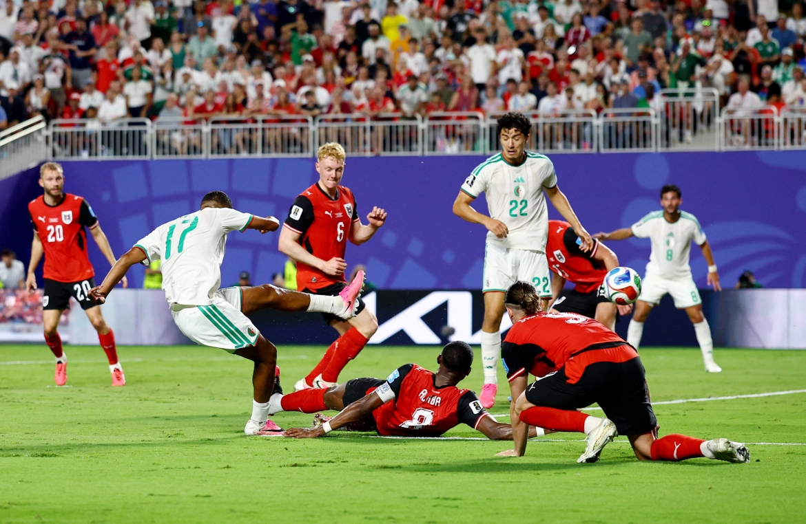 Ảnh: Reuters.