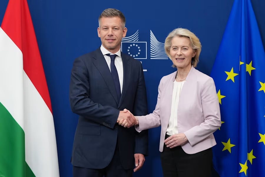 Hungary thay đổi lập trường đối với vấn đề Ukraine gia nhập Liên minh Châu Âu. 