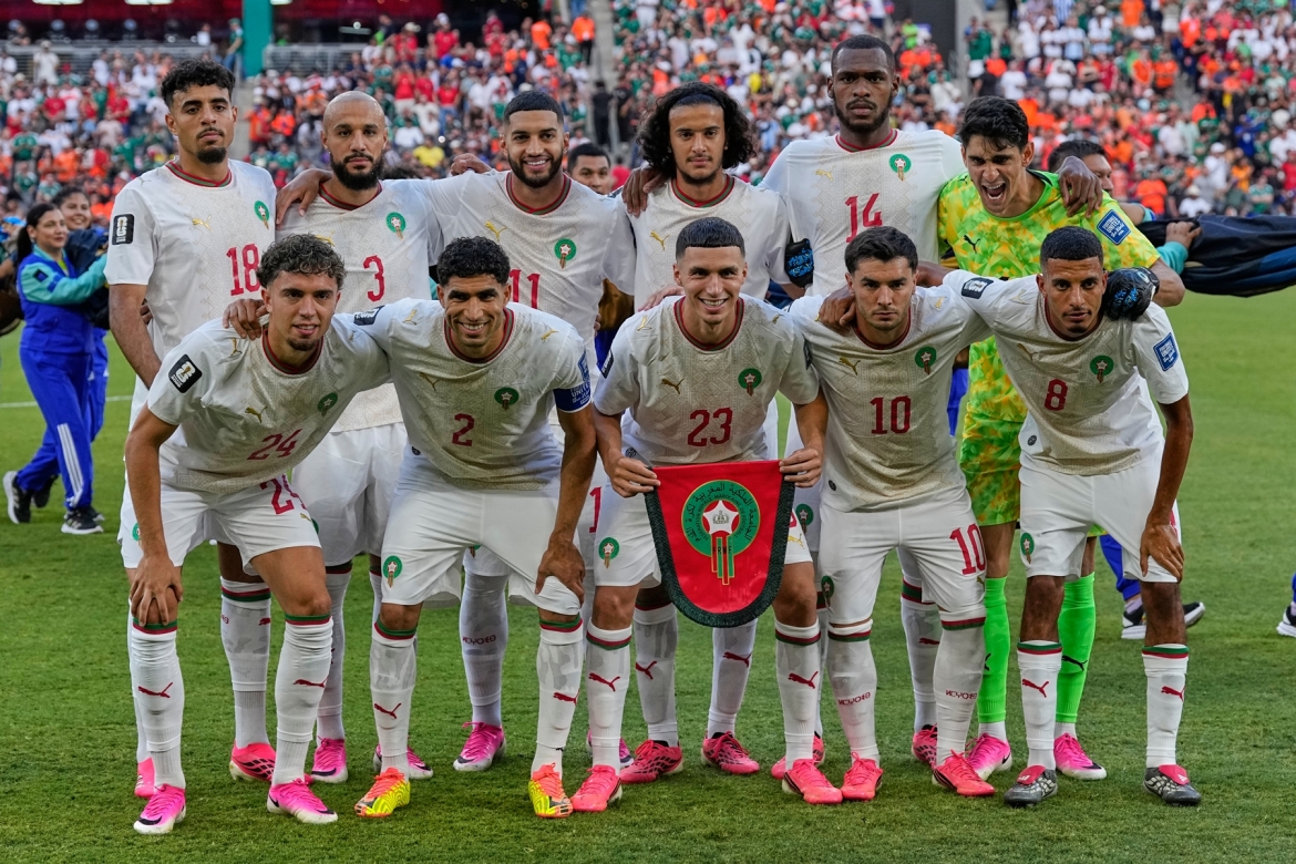 Morocco sử dụng áo đấu màu trắng. (Ảnh: AP)