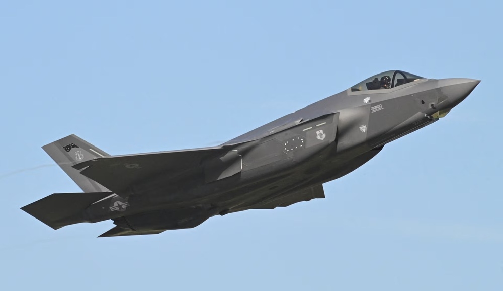 Ba Lan đã sở hữu các tiêm kích F-35A do Mỹ sản xuất và từ lâu đã tích cực kêu gọi Washington lưu trữ vũ khí hạt nhân trên lãnh thổ của mình. Ảnh: Reuters