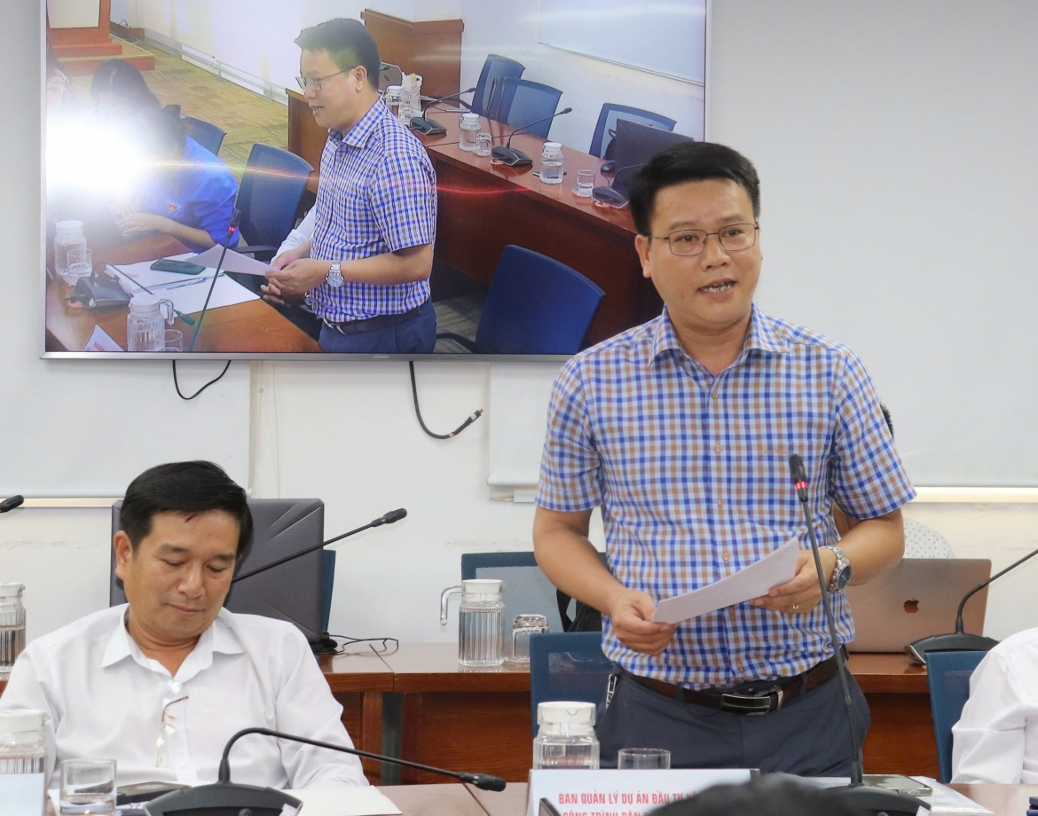 Ông Trương Khắc Lượng, Phó Trưởng Ban Điều hành dự án 2, Ban Quản lý dự án đầu tư xây dựng các công trình dân dụng và công nghiệp (ảnh: C.T)