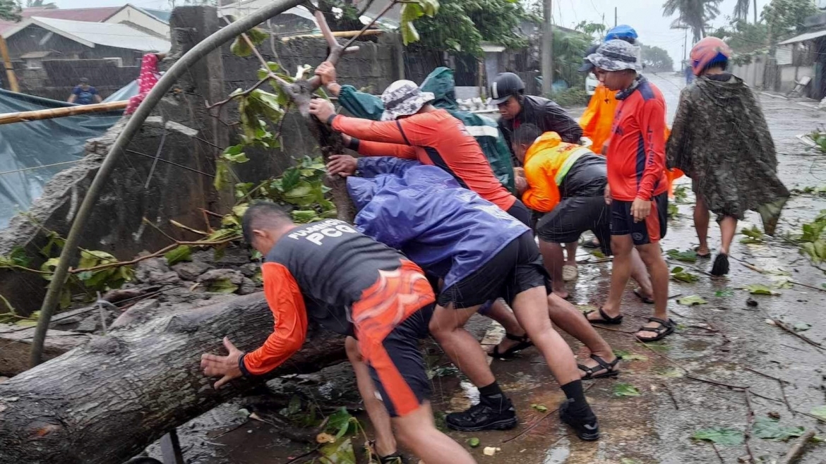 Philippines thường phải đối mặt với nhiều cơn bão lớn trong năm. Ảnh: Reuters