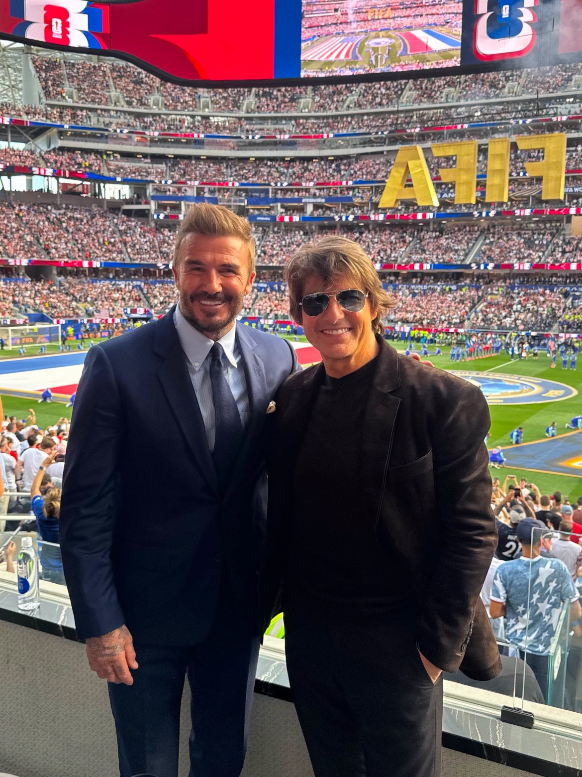 David Beckham và Tom Cruise cùng tận hưởng bầu không khí sôi động của World Cup 2026.