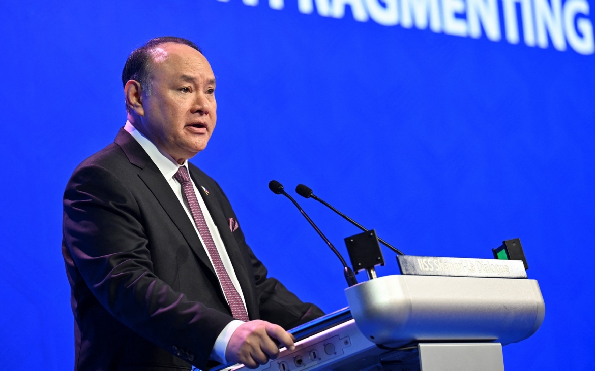Bộ trưởng Quốc phòng Phillippines Gilberto Teodoro Jr. Ảnh: Reuters.