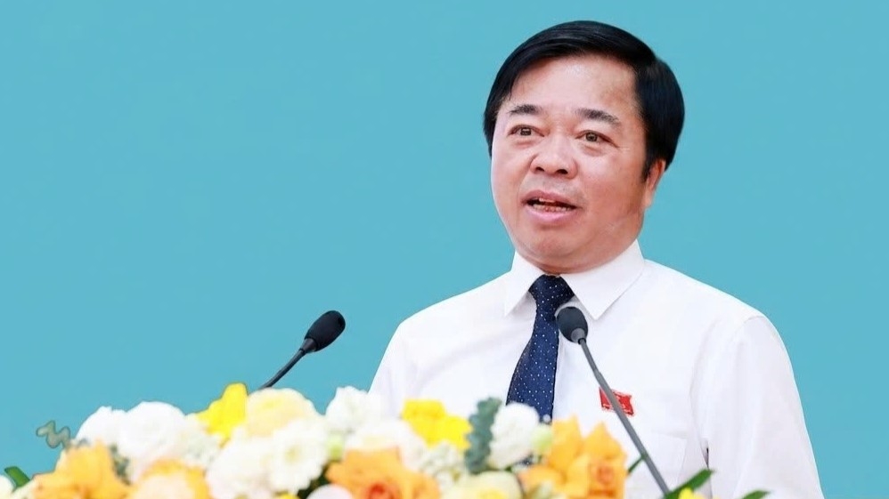 Ông Bùi Văn Lương, Phó Bí thư Tỉnh ủy, Chủ tịch HĐND tỉnh Thái Nguyên phát biểu bế mạc kỳ họp