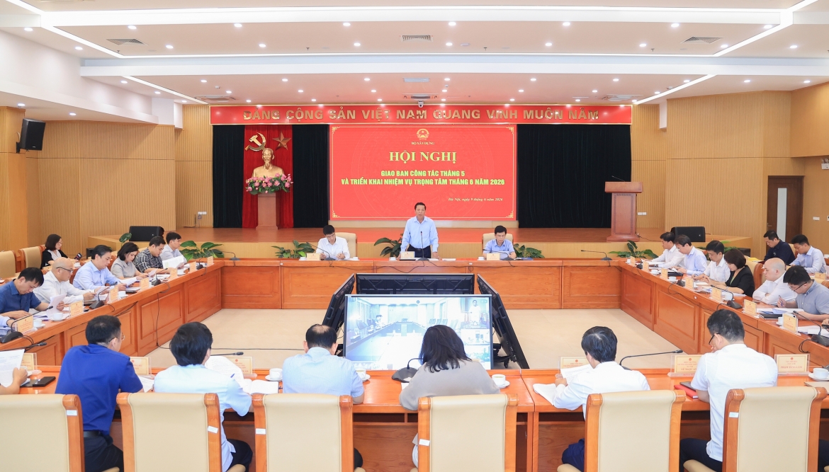 Toàn cảnh hội nghị giao ban công tác tháng 5 của Bộ Xây dựng