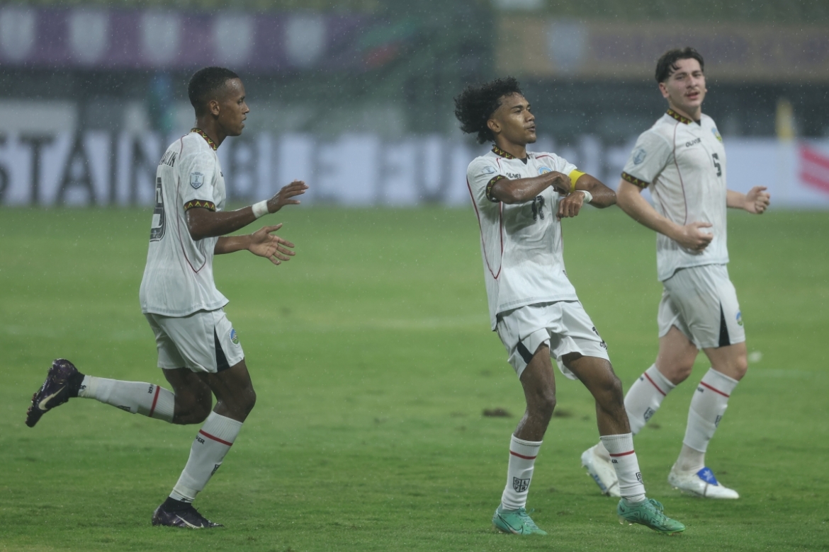 Cannavaro của U19 Timor Leste đang gây ra rất nhiều khó khăn cho U19 Việt Nam. (Ảnh minh họa: AFF). 