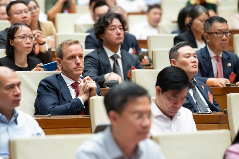 Đại diện các doanh nghiệp có vốn đầu tư nước ngoài tham dự hội nghị. Ảnh: VGP