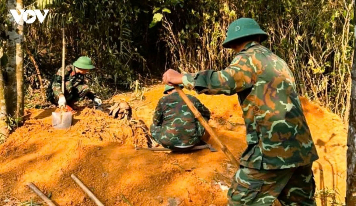 Hài cốt các liệt sĩ được tìm thấy tại khu vực thôn XiPa, xã Đakrông, tỉnh Quảng Trị