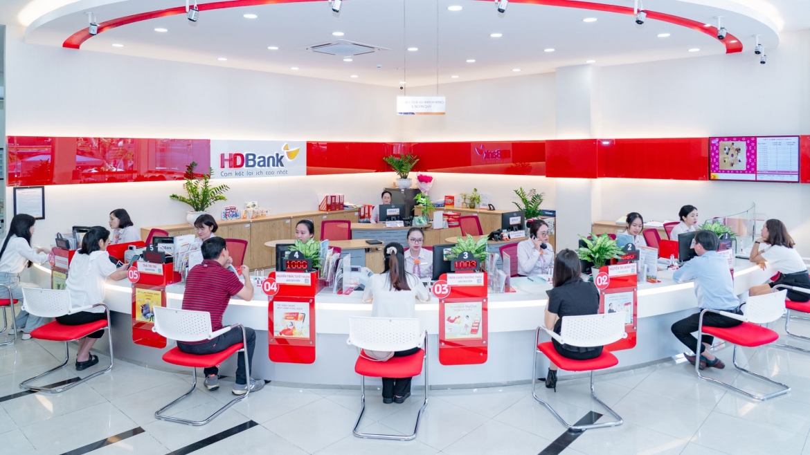 Việc kết hợp MediPay và MediFast không chỉ giúp các cơ sở y tế tối ưu vận hành hướng tới mô hình “Bệnh viện số”, mà còn khẳng định vị thế tiên phong của HDBank trong việc thực hiện Đề án 06 của Chính phủ