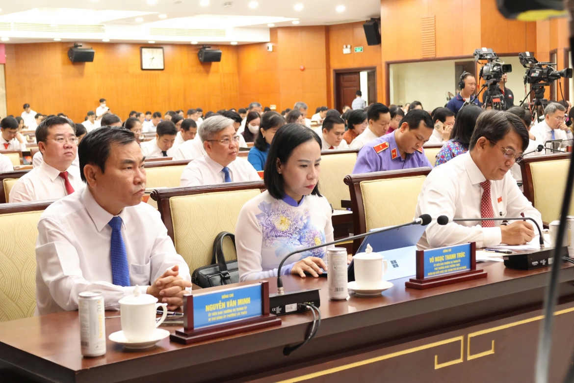 Các đại biểu tham dự kỳ họp (Ảnh: Lan Phương)