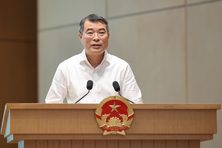 Đồng chí Lê Minh Hưng, Bí thư Đảng ủy Chính phủ, Thủ tướng Chính phủ trực tiếp chỉ đạo, điều hành Bộ phận nghiên cứu chuyên đề của Thủ tướng Chính phủ.