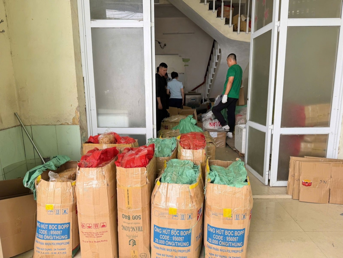 Tang vật vi phạm bị lực lượng chức năng phát hiện, thu giữ