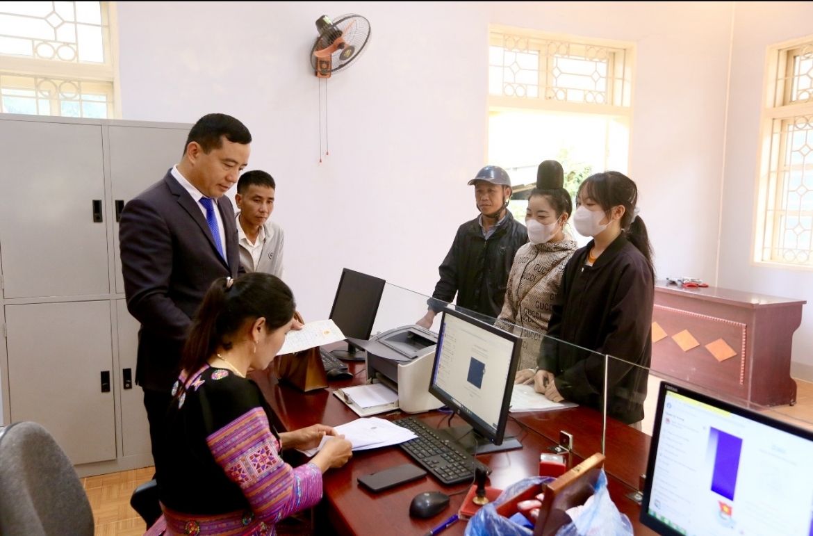Sau sắp xếp, tinh gọn bộ máy, người dân được tiếp cận dịch vụ công thuận lợi hơn