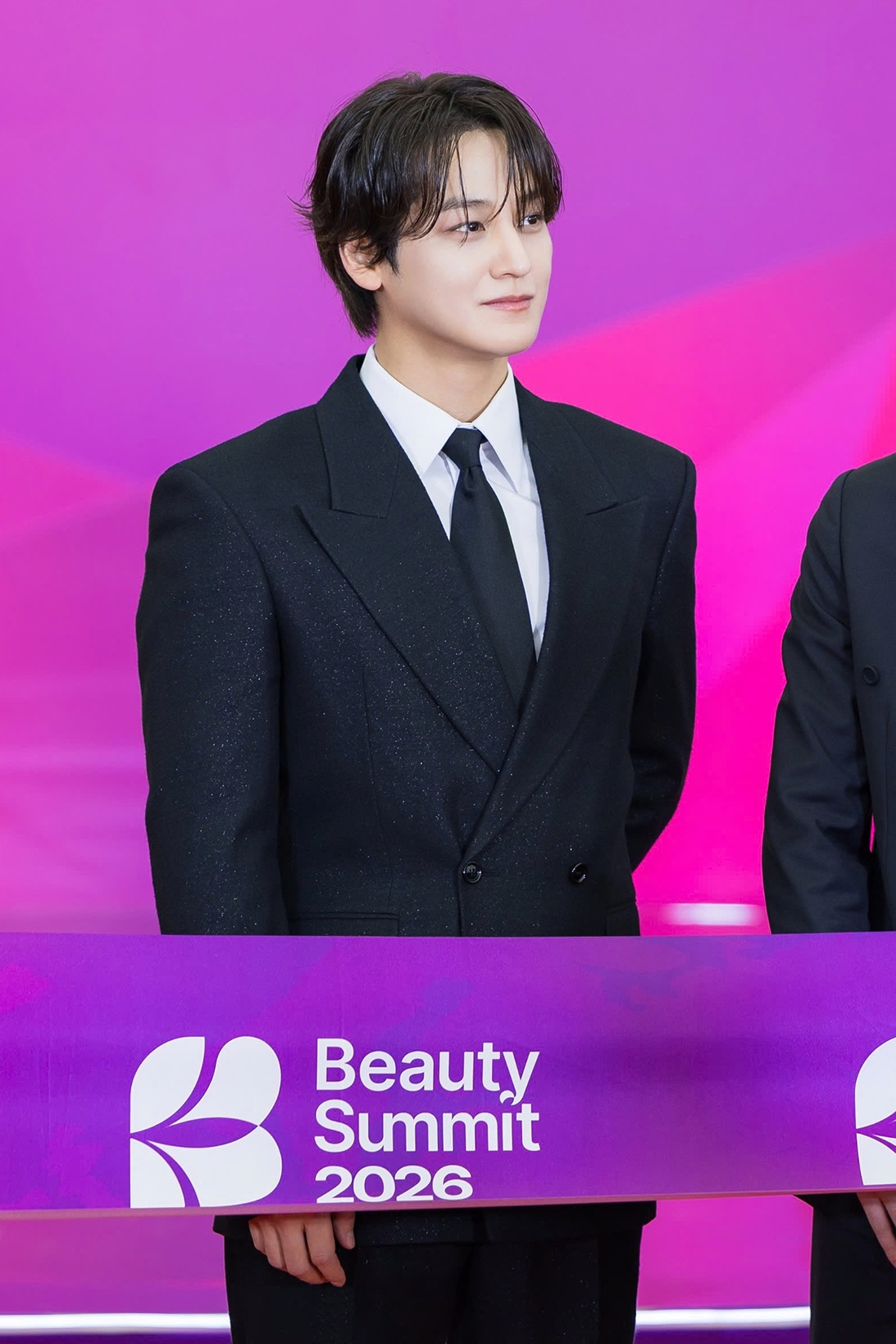 Hình ảnh Kim Bum lần đầu trải nghiệm không khí Hà Nội