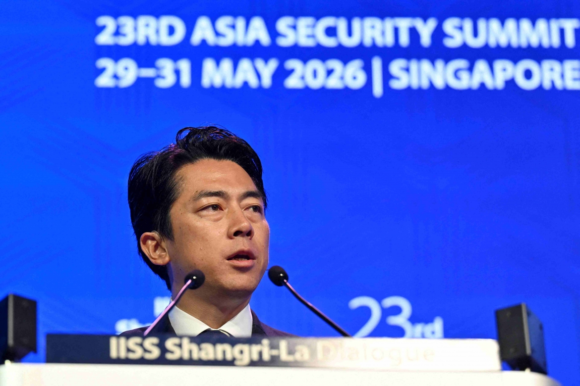 Bộ trưởng Quốc phòng Nhật Bản Shinjiro Koizumi (Ảnh: Reuters)