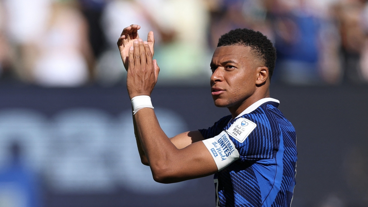 Mbappe trở thành cầu thủ ghi nhiều bàn nhất trong lịch sử ĐT Pháp (Ảnh: Reuters)
