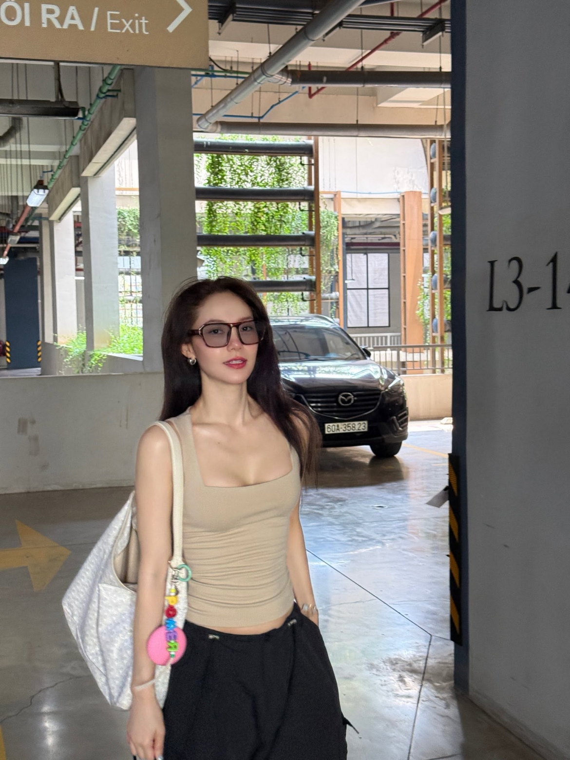 Minh Hằng tiếp thêm động lực cho hội mê fitness khi đăng ảnh tập luyện cùng lời nhắn ngắn gọn: “Hè đến rồi... đi tập thôi”.
