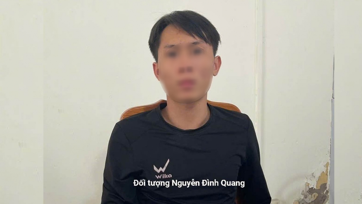 Đối tượng tại cơ quan công an
