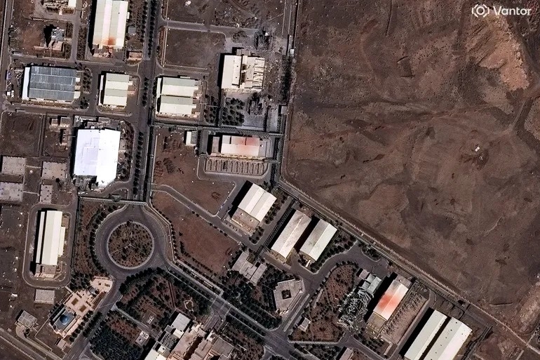 Ảnh vệ tinh cơ sở hạt nhân Natanz sau các cuộc tấn công của Mỹ và Israel tháng 3/2026 (Ảnh: Reuters)