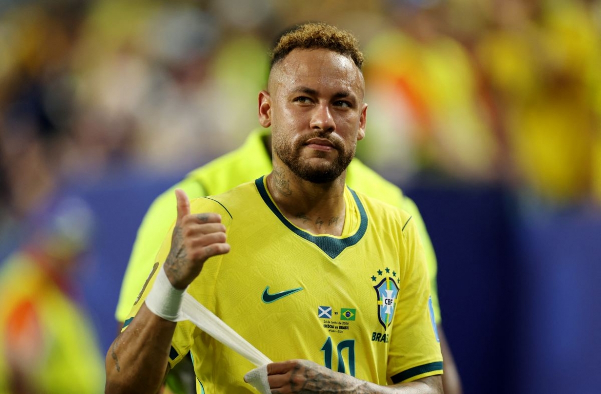 Neymar tái xuất trong màu áo Brazil (Ảnh: Reuters).