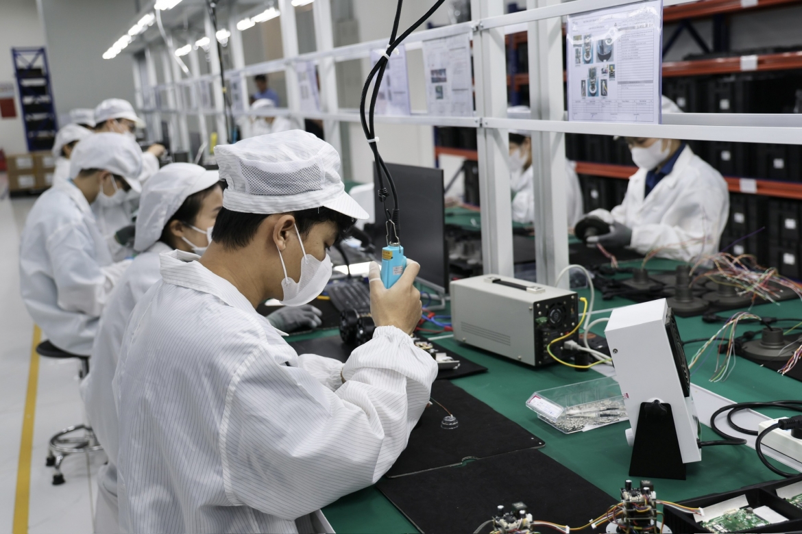 Nhiều cơ chế đãi ngộ vượt trội cho nhà khoa học. (Ảnh: VGP)