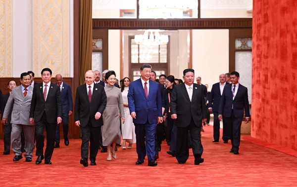 Nhà lãnh đạo Triều Tiên Kim Jong Un trong lần dự lễ duyệt binh tại Bắc Kinh tháng 9/2025 (Ảnh: Tân Hoa xã)