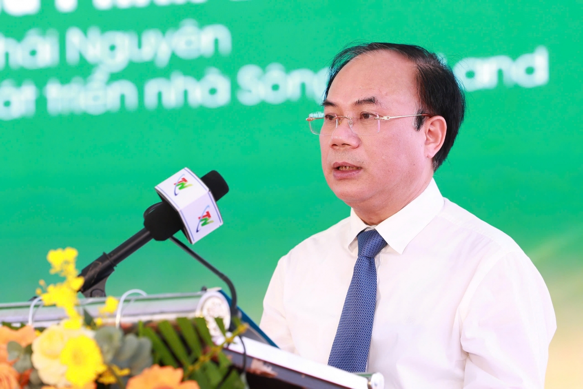 Bộ Xây dựng Nguyễn Văn Sinh phát biểu tại Lễ khởi công